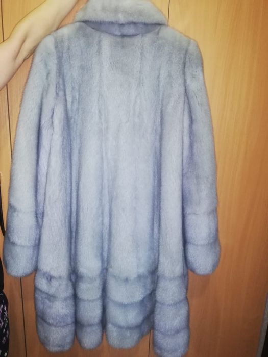 Продам норковую шубу