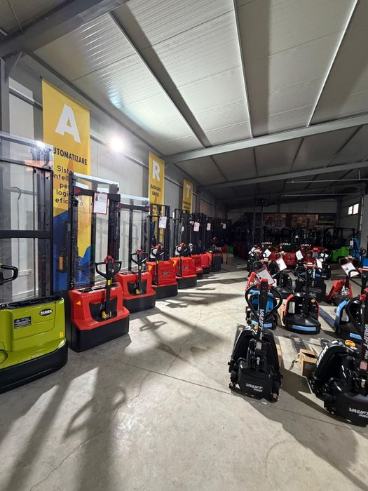 Transpaleta cu catarg Liza Electrica 1500 kg Oferta