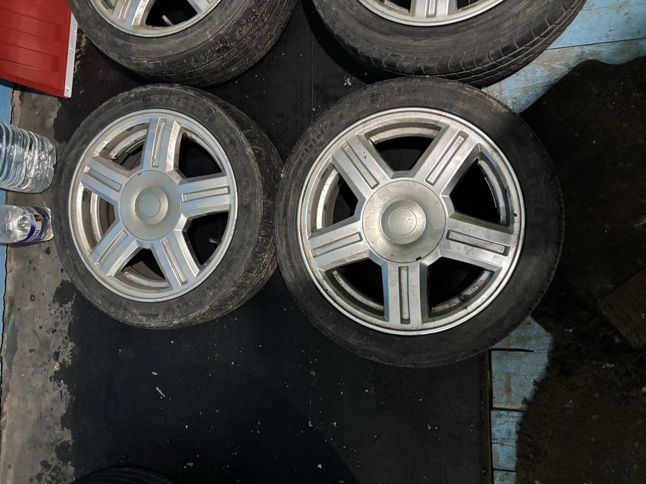 Продам комплект диски с резиной