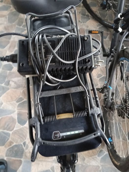 Vând bicicletă electrică și două biciclete Rockrider 520