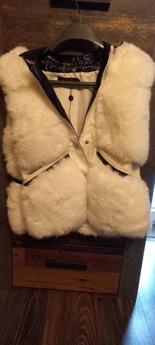 Връхни дрехи якета елеци и сака