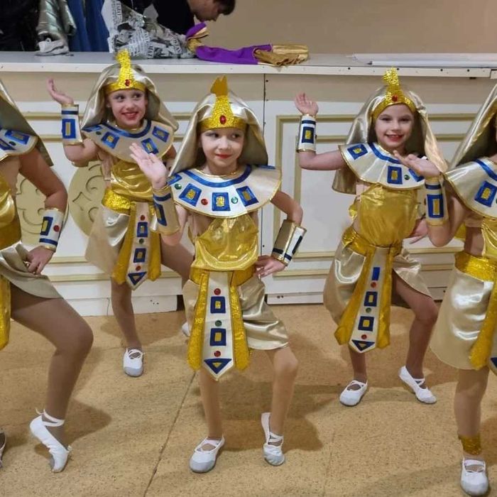 Костюмы на девочку,сшиты на заказ