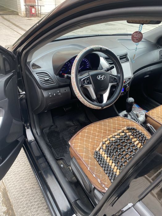 хундай солярис 2012