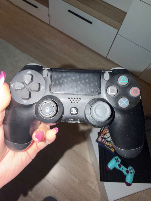 PlayStation 4 pro 1TB