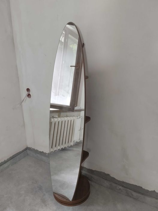 Айланадиган ойна