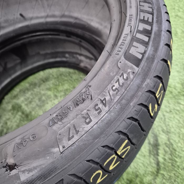 225 45 17 Michelin vară