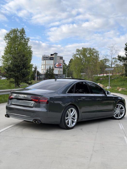 Audi S8 D4 V8T 4.0 TFSI 520 CP/Distronic/B&O/FullLed/360’/2013
