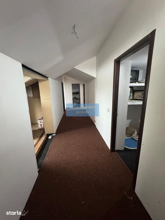 Casă cu mansardă și piscină de vânzare – Pictor Andreescu