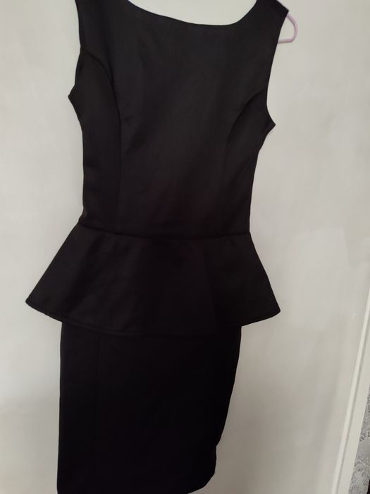 Вечернее платье, коктейльное платье.