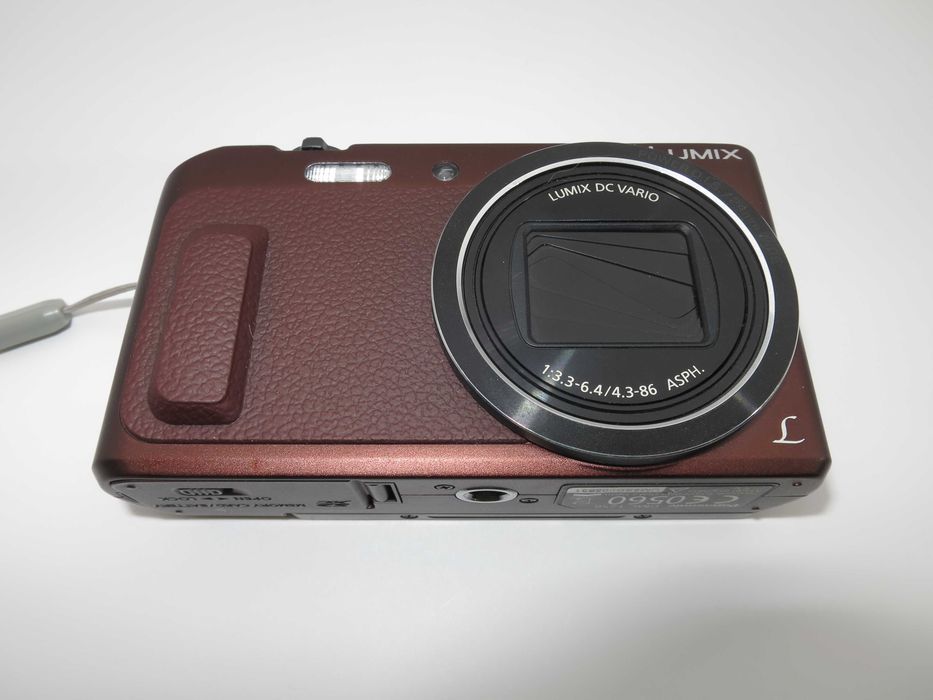 Panasonic Lumix TZ58 ултра компактен цифров фотоапарат с FULL HD, 18х оптичен зум, въртящ се дисплей за селфита, дигитална камера чисто НОВА