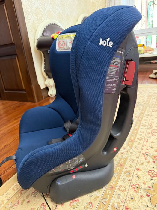 Автокресло детское joie