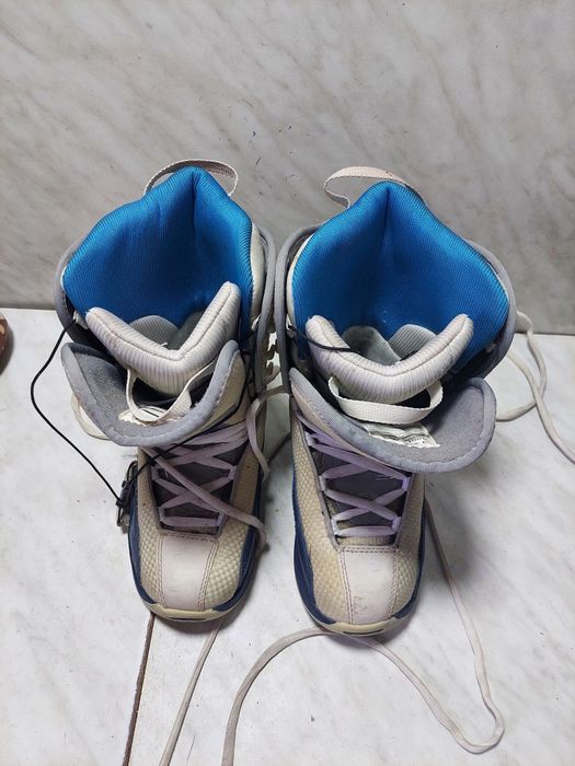 Boots buti 14 placa snowboard   Ride mărimea  36