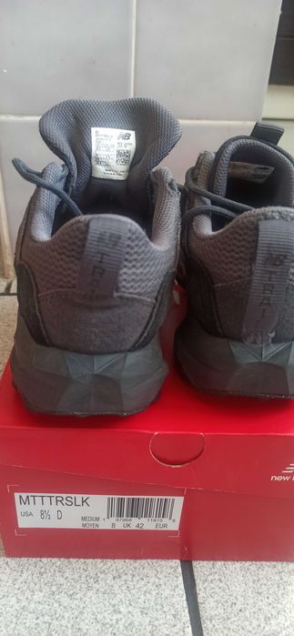New balance размер 8  1/2