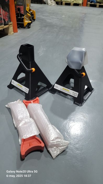 Kozyol, Domkrat, Stoyka (Straxofka) 3T/6T juftda — Подставка для авто