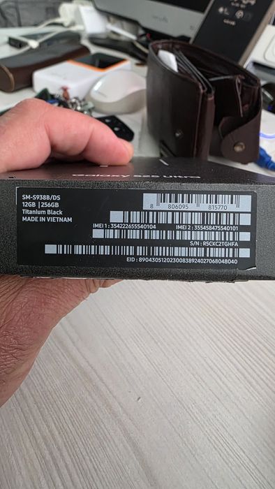 Samsung S25 Ultra. Titanim WhiteSilver 512gb 12Ram като нов