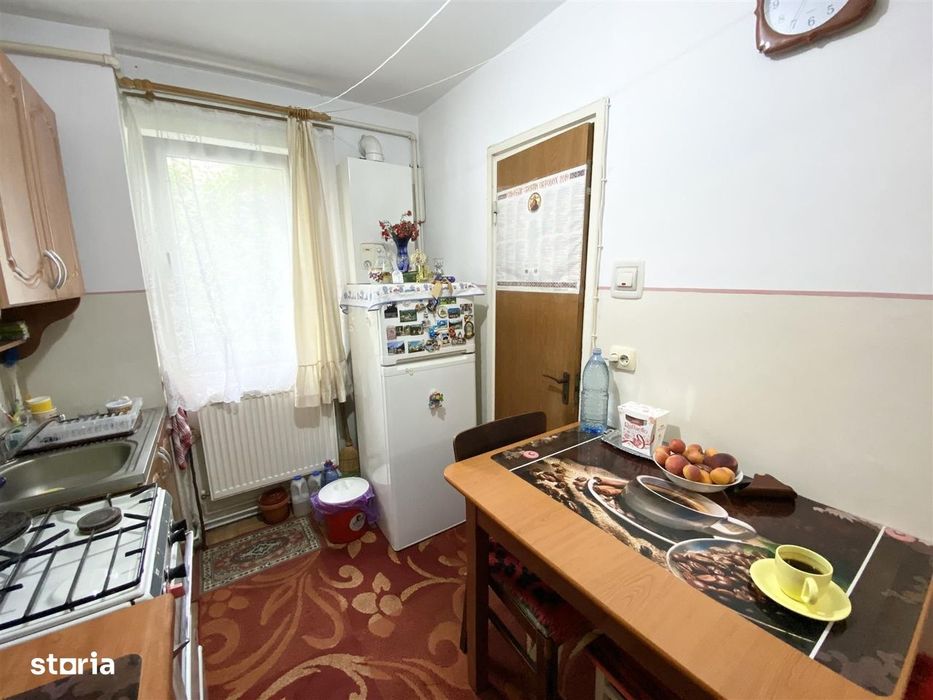 Apartament 2 camere de vânzare, zona Rahovei