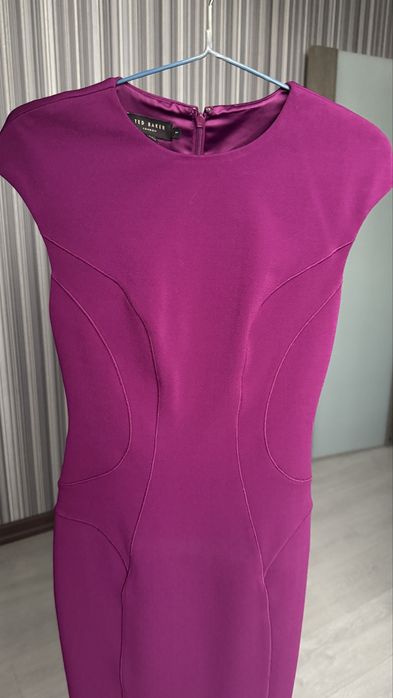 Платье Ted Baker