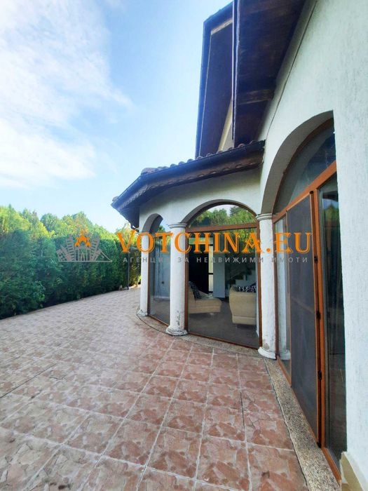 Продава се Къща в Варна, Център - 136 кв.м за 883 €/кв.м - Снимка #1