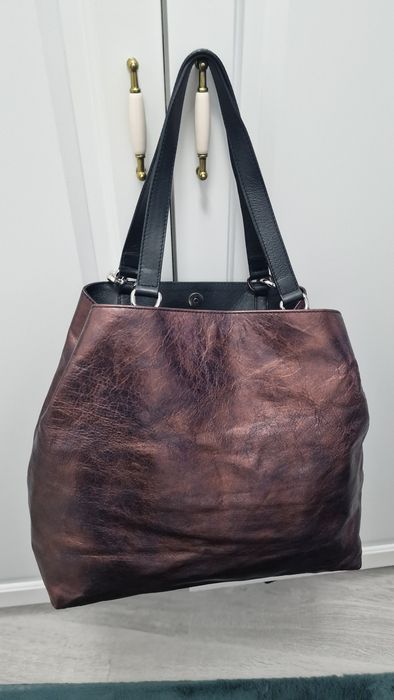 Geanta de umar Liu Jo.