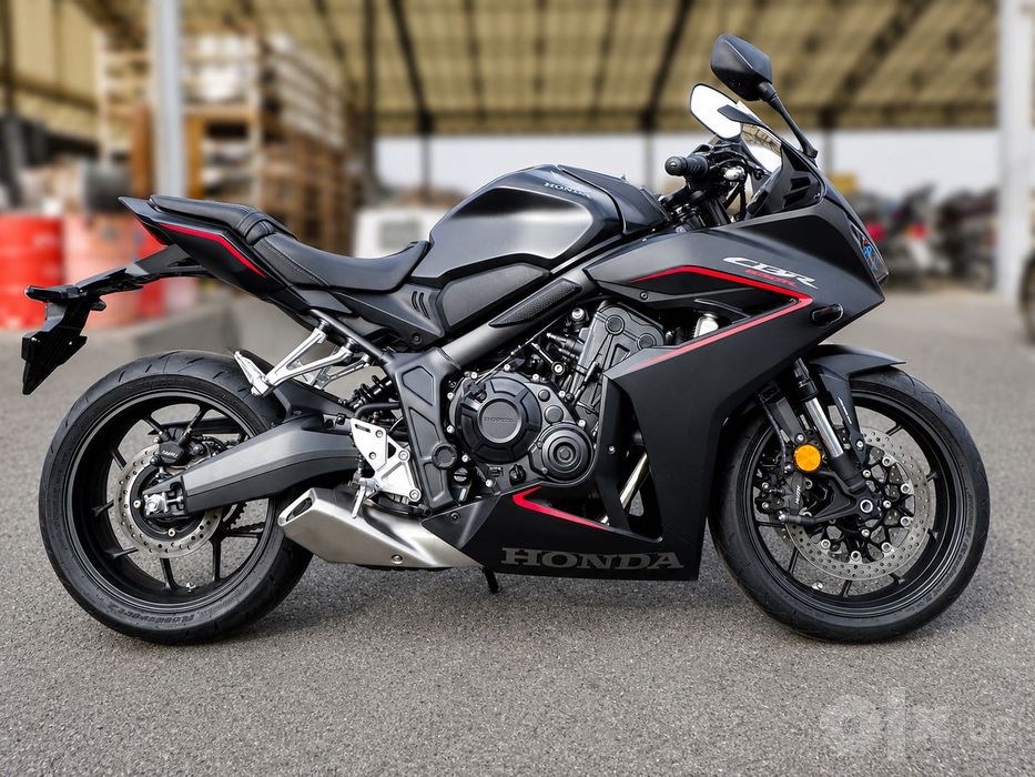 Honda CBR650R (RH17)