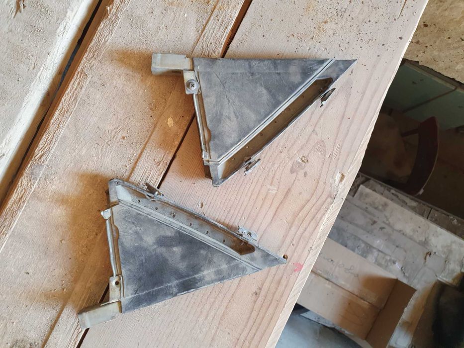 Пластмасса разная для Тойота Карина-Е