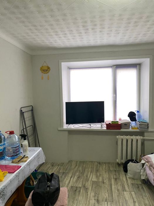 Продам комнату в секционном общежитии.