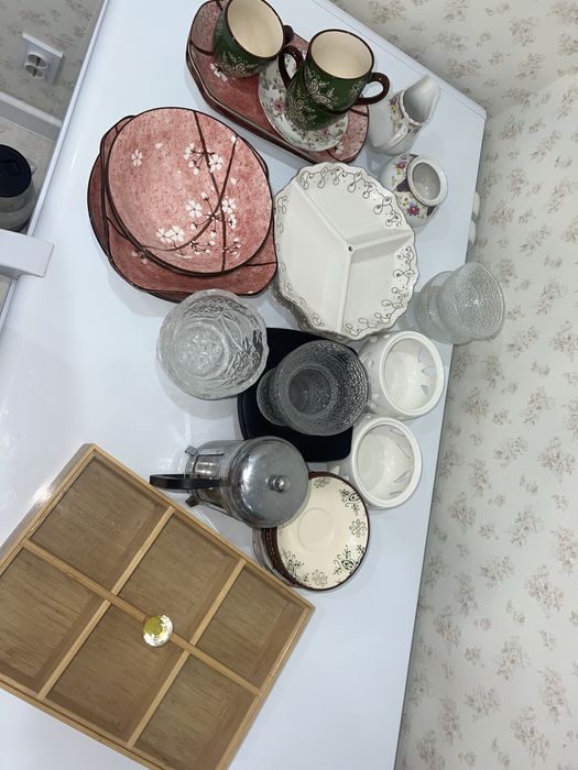 Продам комплект посуды