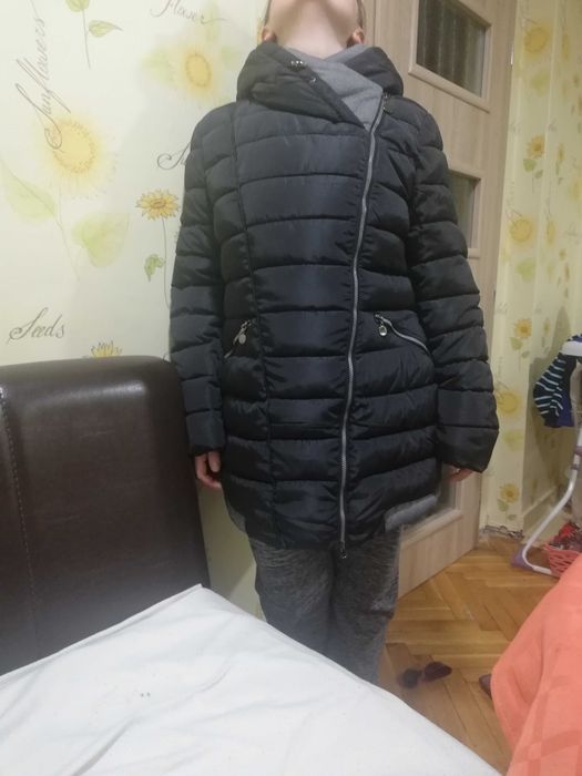 Продавам чисто ново зимно яке