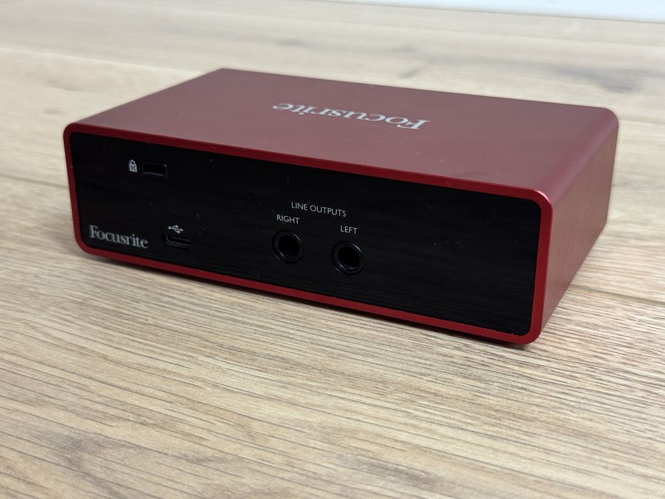 Аудиокарта Focusrite Scarlett Solo 3rd Gen