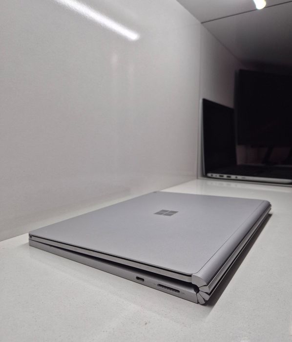 Surface book 3 Core i7/GTX 1650