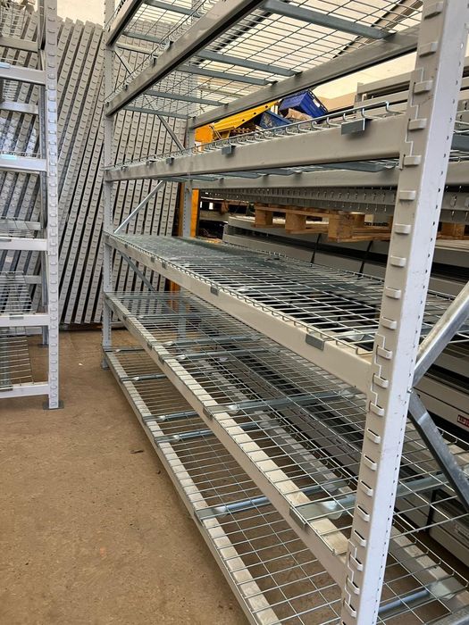 Rafturi metalice profesionale