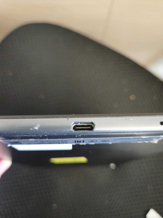 Tableta Lenovo Tab M10 HD TB-X306F, ecran spart