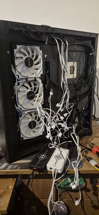 Îl curăț + instalare Windows!