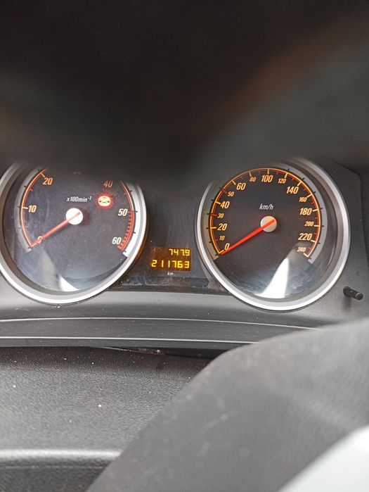 Vând Opel Zafira B 1,7 cdti euro 5 in stare perfecta de funcționare  an 2010