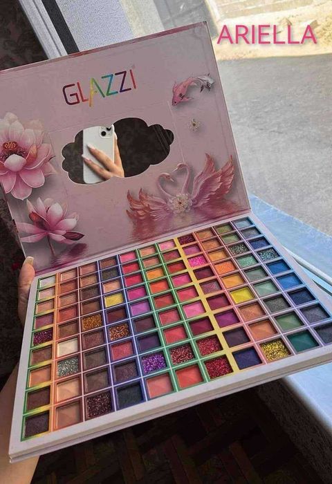 Професионална палитра сенки за очи с 99 различни цветове