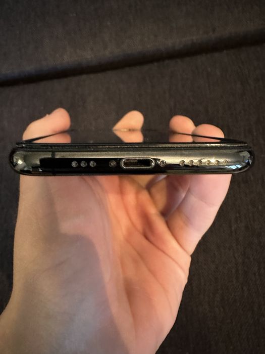 Продам Iphone XS 256 gb