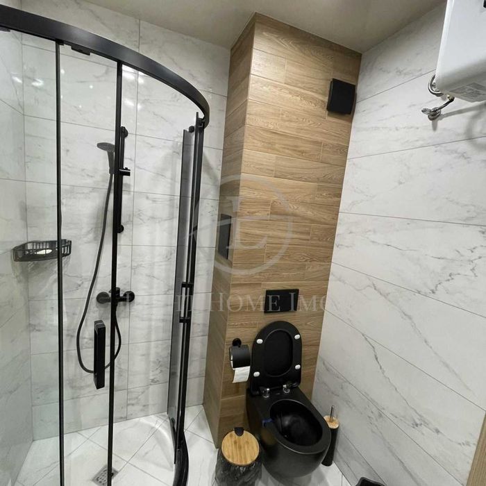 Продава се Двустаен апартамент в Пловдив, Център - 83 кв.м за 1251 €/кв.м - Снимка #7