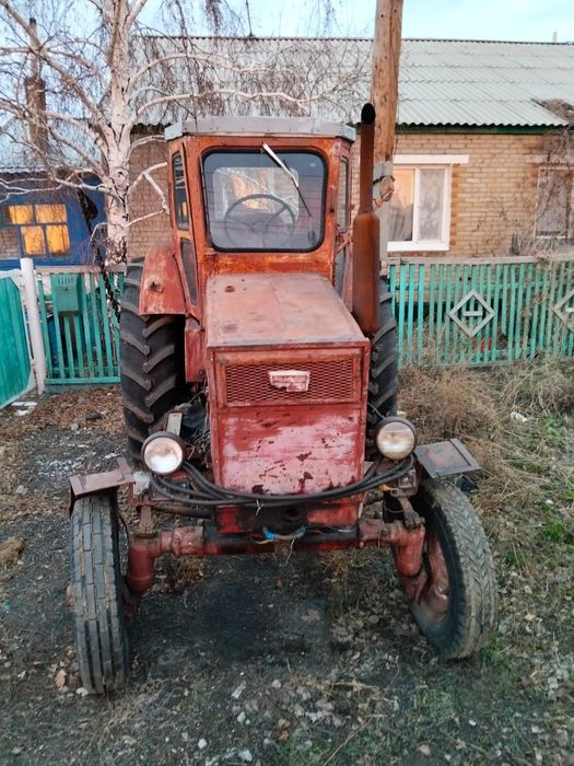 Продам трактор т40