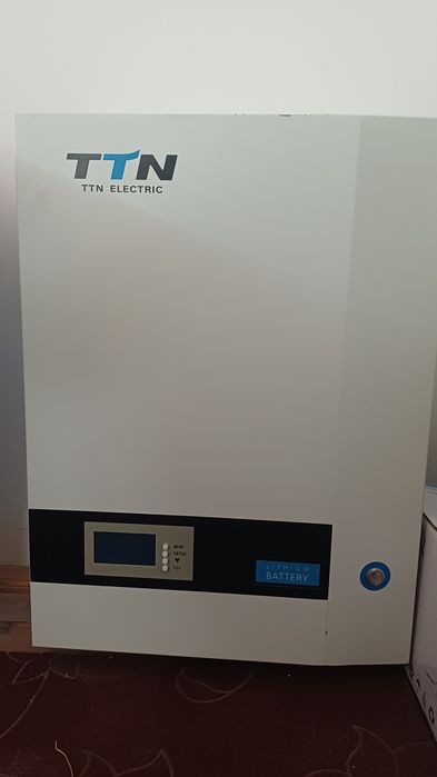 Rechargeable Lithim-ion Batteries model TT511OO-B 120 AmpMPPT BASED HY