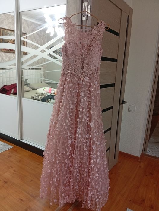 Платье вечернее !