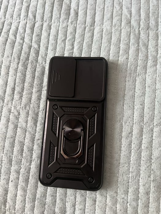 Чехол на телефон