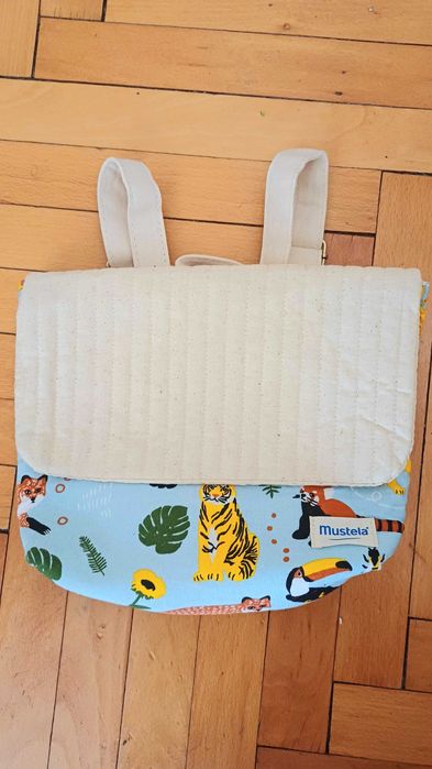 Бебешко масажно олио и раница на Мустела Mustela