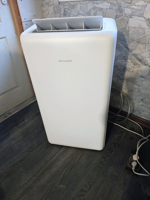 Мобилен климатик Sharp UL-Y12EA-W, 12000 BTU