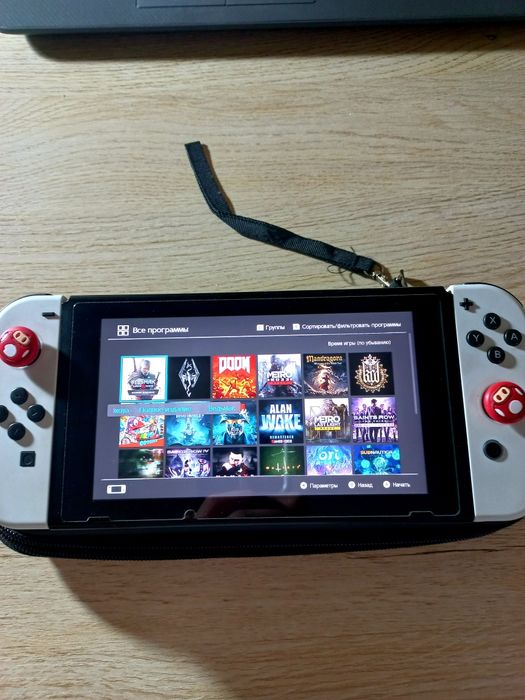 Nintendo Switch V2 (прошитая) + 256 ГБ игр — готова к игре