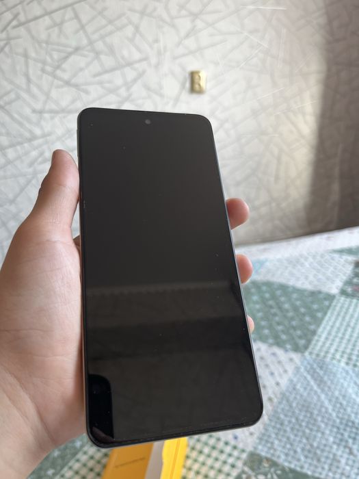 Реалми с 75 256/8