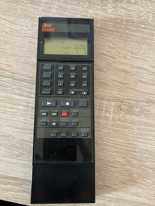 Видеокасетофон Aciko Model NO: AVR4