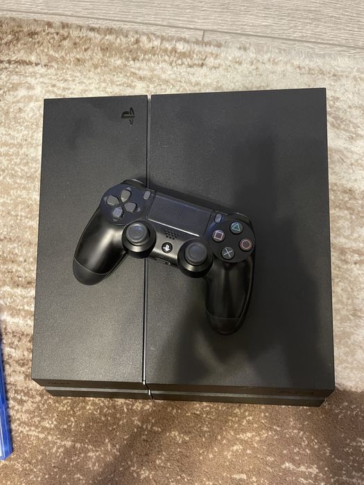 Play Station 4 - PS4 Disk 500GB