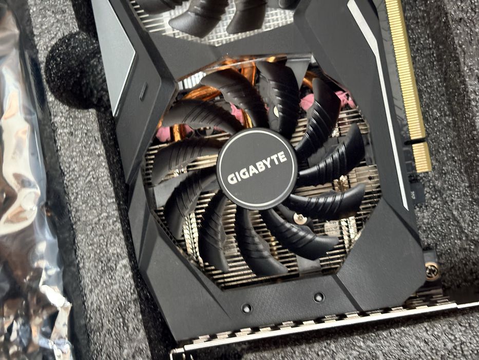 Видеокарта 1660 super 6 gb