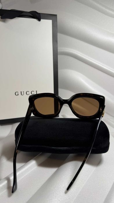 Оригинални дамски слънчеви очила Gucci