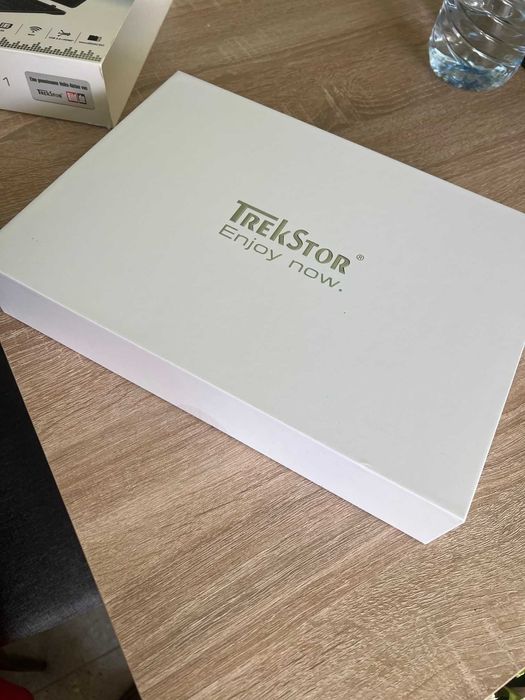 TrekStor SurfTab duo W1 3G таблет-лаптоп